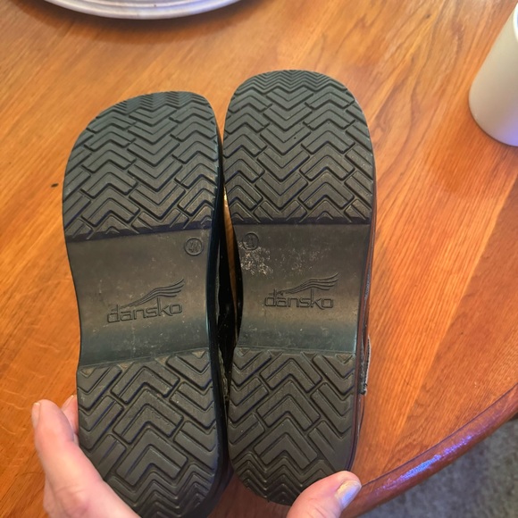 Dansko size 41 awesome starlight cute comfy shoes. Little wear - Picture 9 of 9